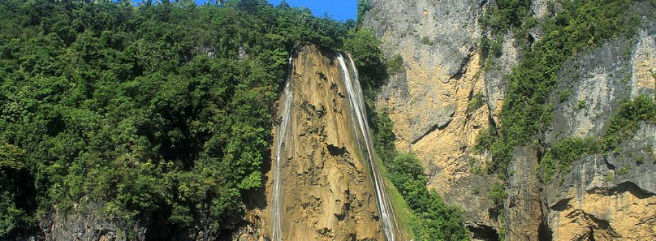 Catandayagan Falls