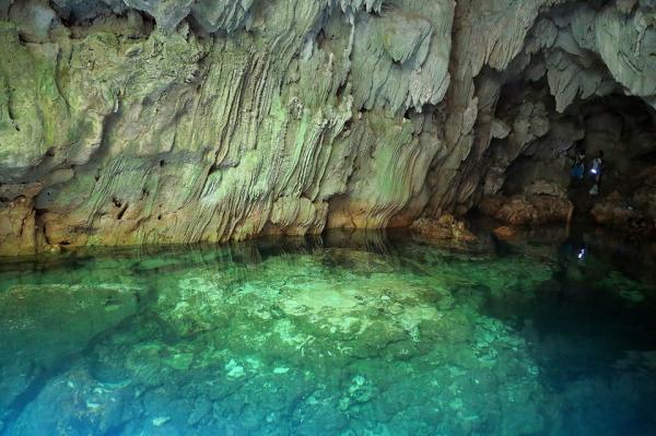 THE CRYSTAL CLEAR WATERS OF LINAW CAVE