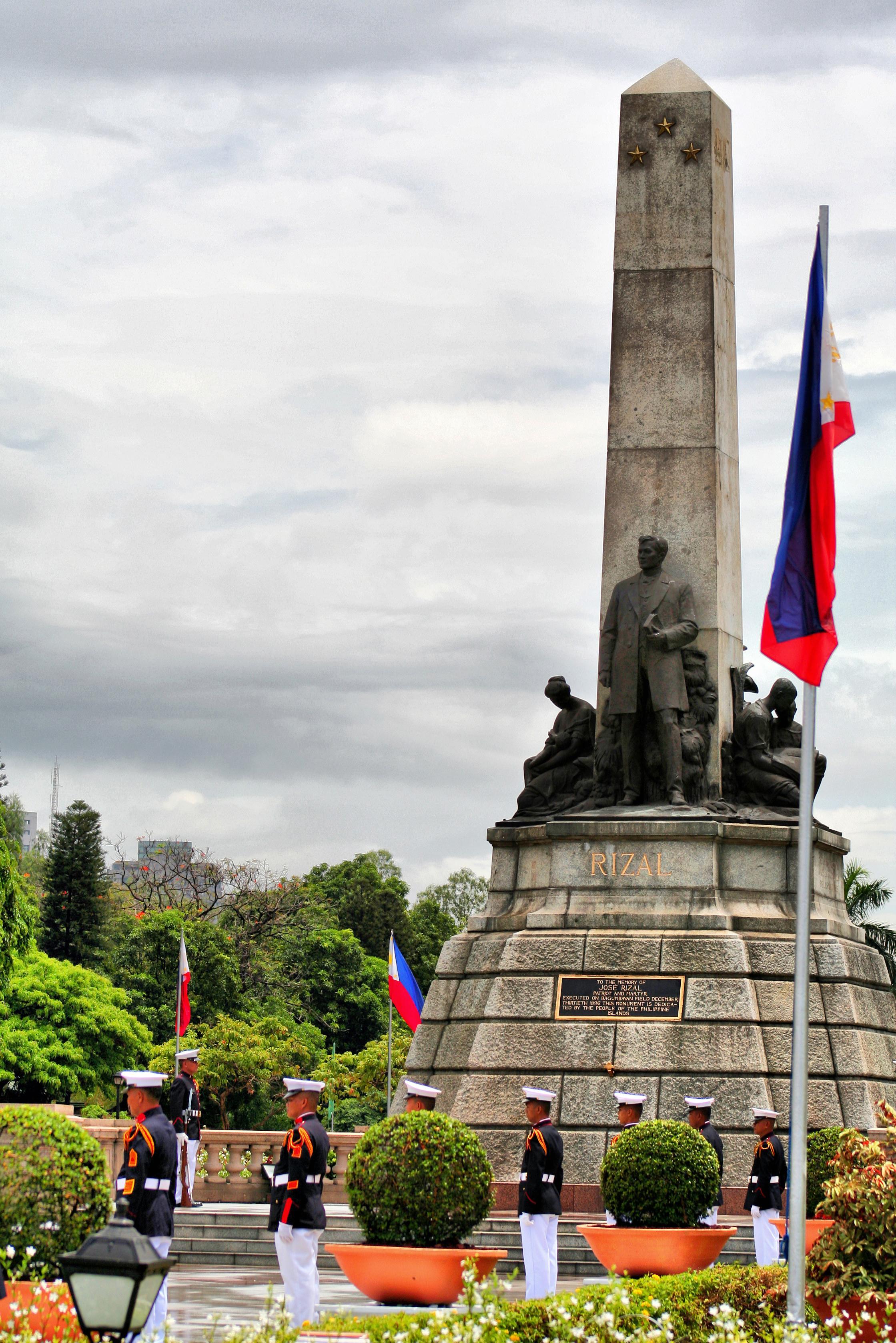 Statue Of Dr Jose Rizal The Luneta Park Jose Rizal Rizal Park - Free ...