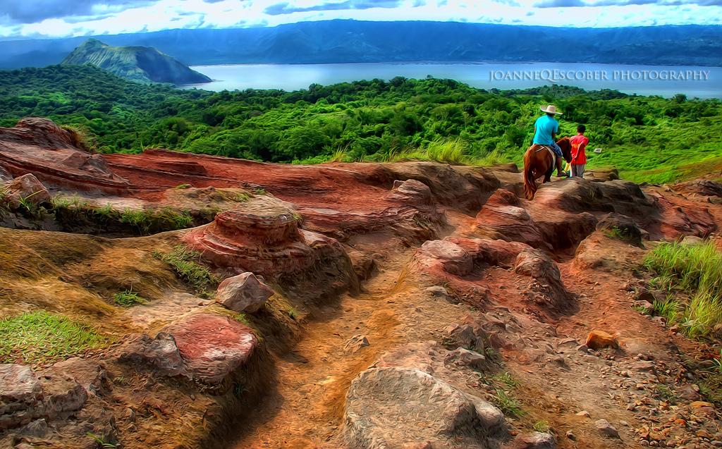 taal volcano tourist spot description